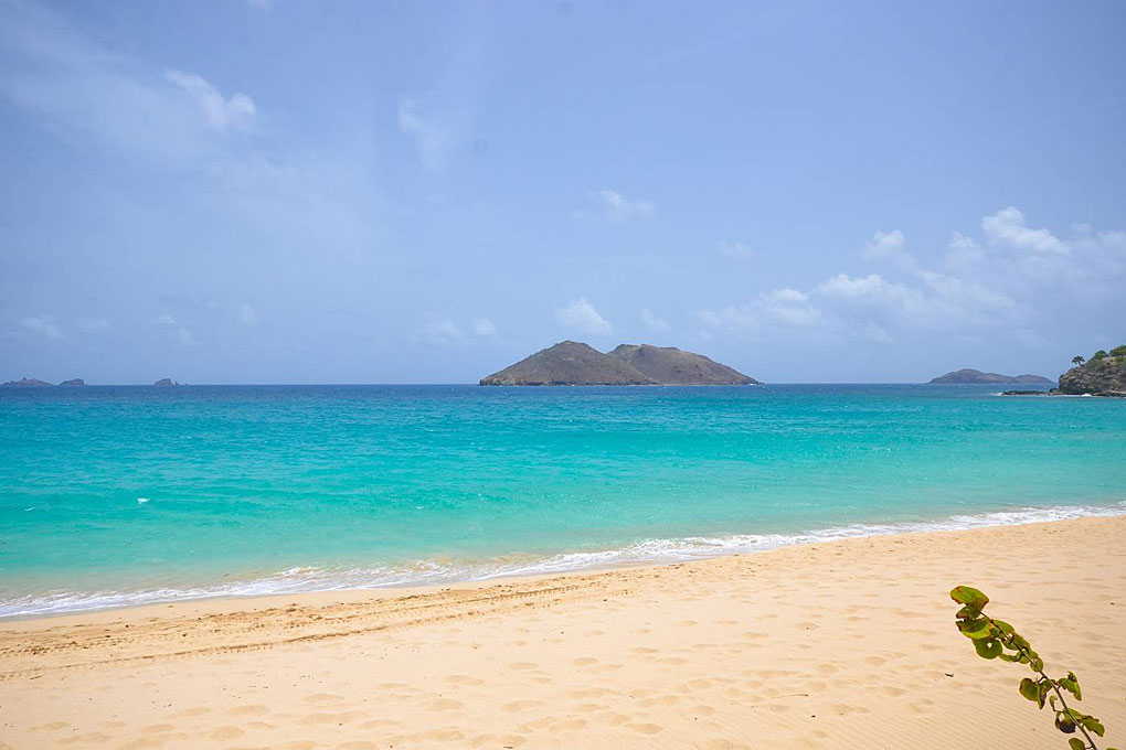 Flamands Beach, Beaches in St Barts